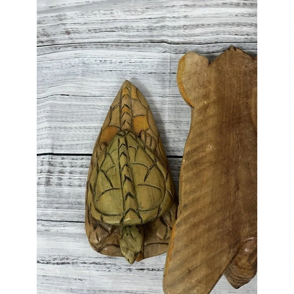 Hand Carved Crafted Wooden Sea Turtle Mom Carrying Baby 2pc Box with Lid Art